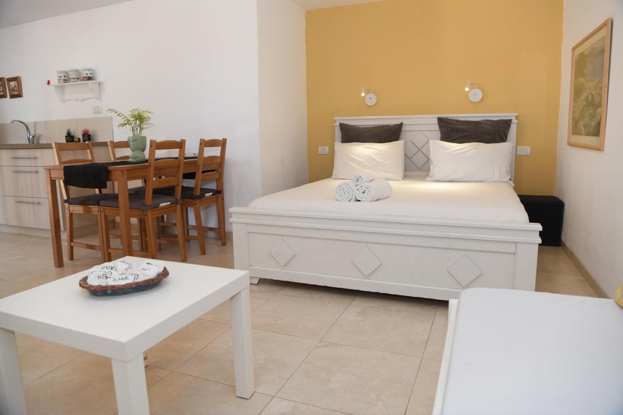 Switzerland In The Arbel Guest House Bagian luar foto