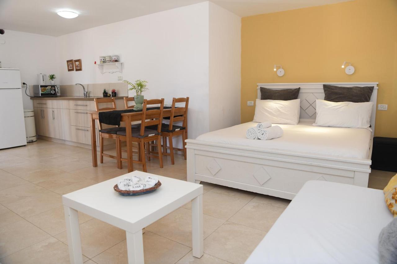 Switzerland In The Arbel Guest House Bagian luar foto