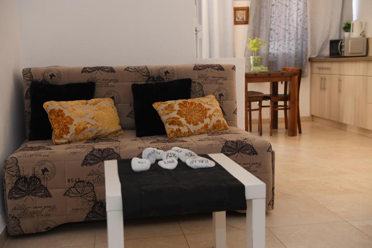 Switzerland In The Arbel Guest House Bagian luar foto